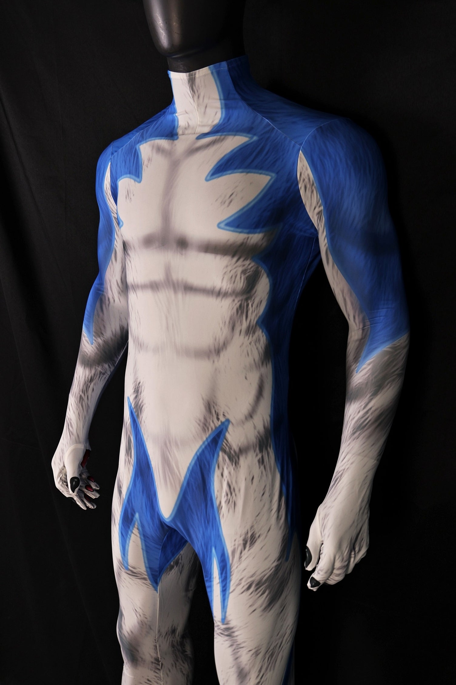 Replicating male lupin blue style bodysuits accurately from your provided images