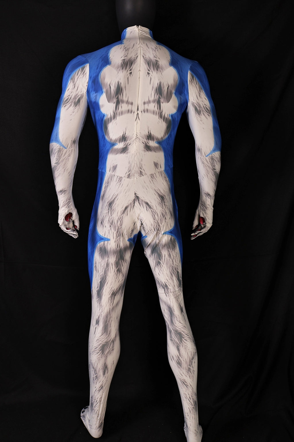 Replicating male lupin blue style bodysuits accurately from your provided images