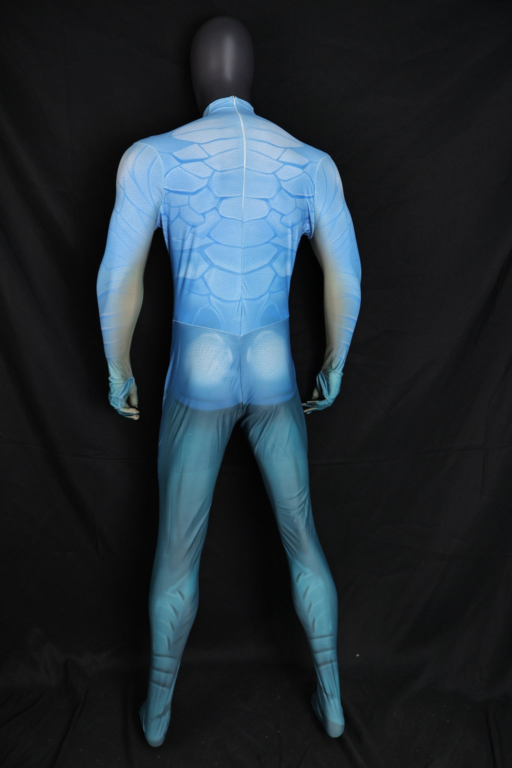 Commissioning professional male cyan shark performance suits for bespoke cosplay projects