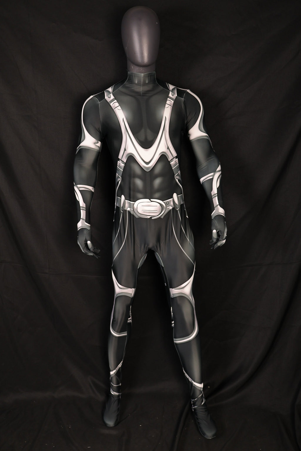 Replicating male the mantis style jumpsuits accurately from your provided images