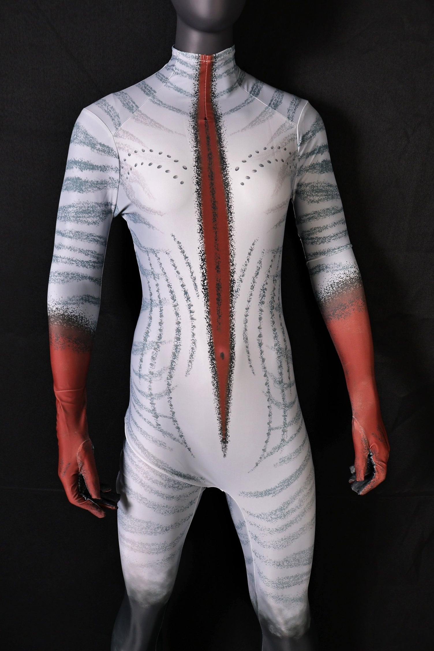 Tailoring bespoke female avatar fire bodysuits for custom character commissions