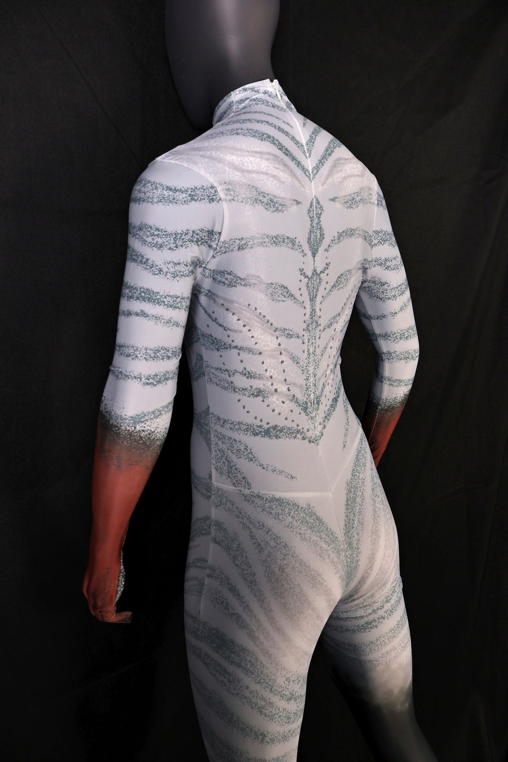 Tailoring bespoke female avatar fire bodysuits for custom character commissions