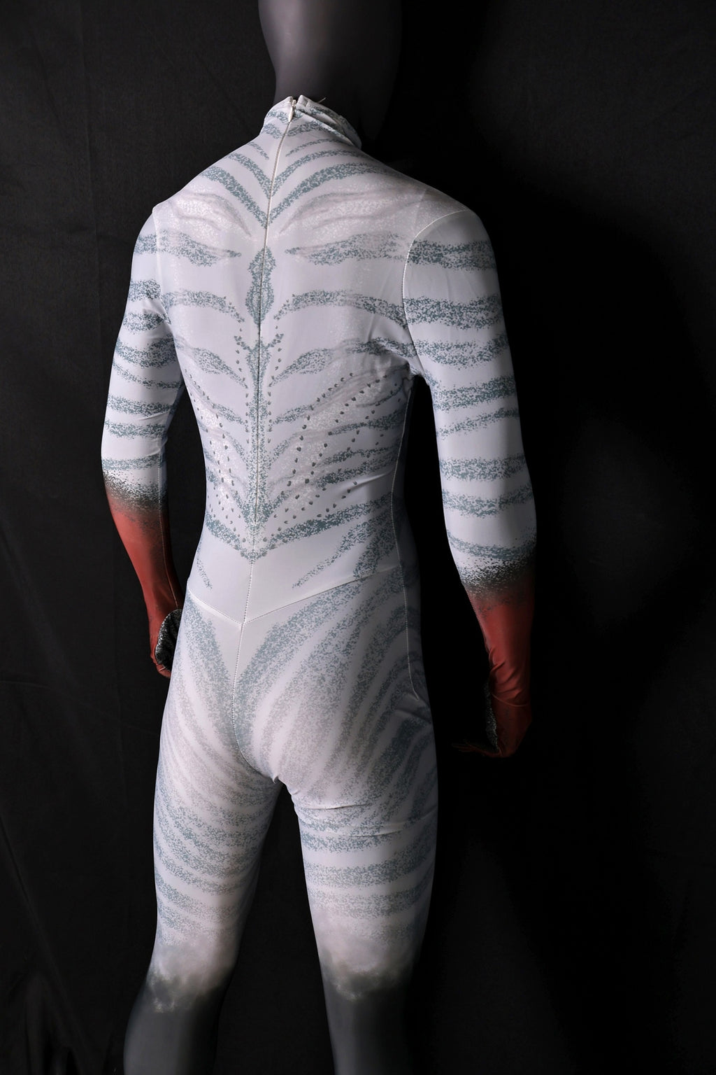 Tailoring bespoke female avatar fire bodysuits for custom character commissions