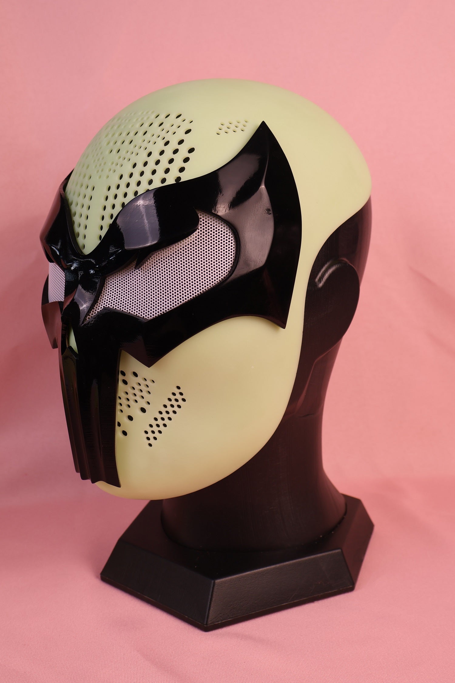 Bespoke Layered Black Lens Spider Mask: PVC Faceshell, Custom Helmet