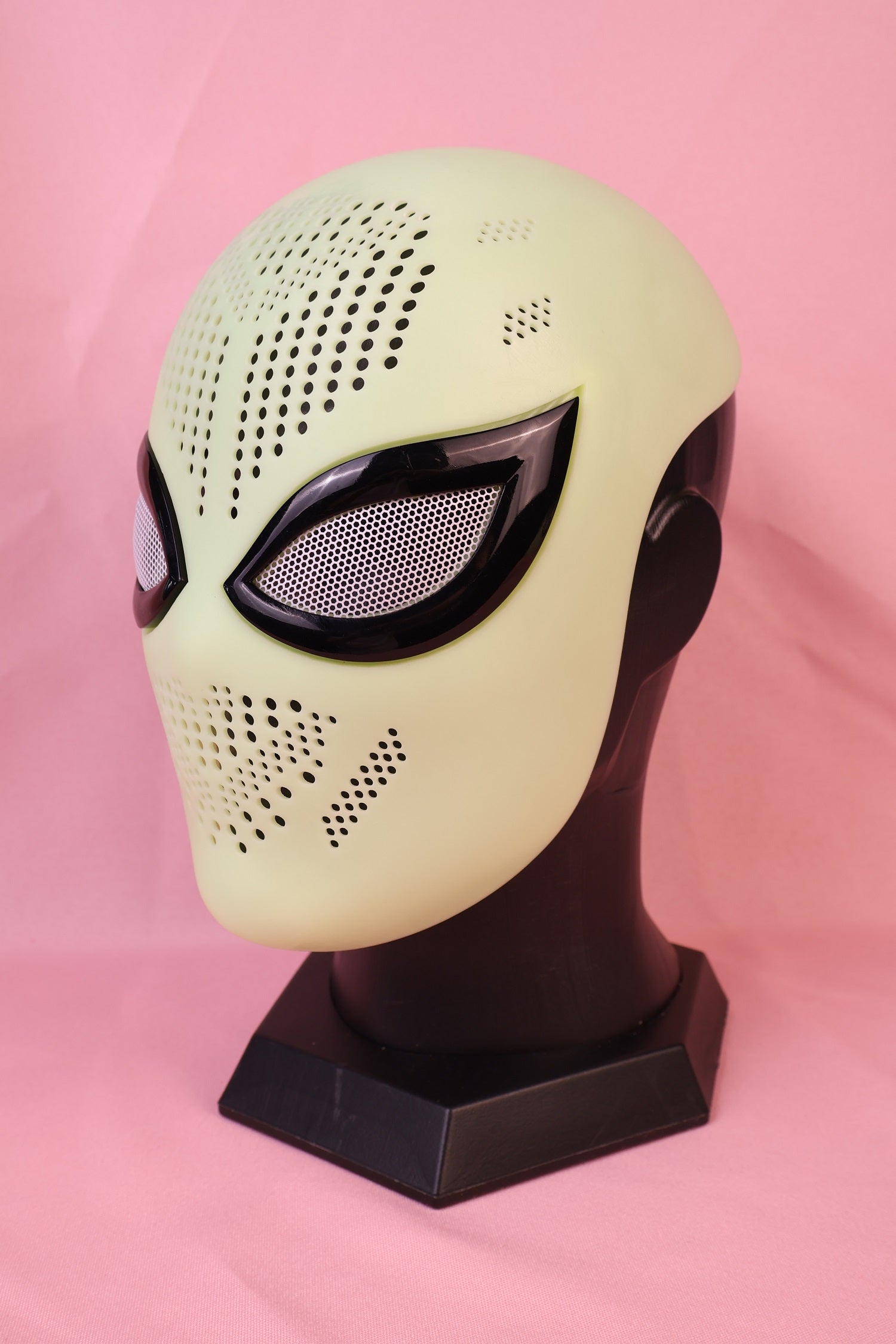 Custom Crescent Lens Spider Gear: PVC Head Armor, Personalized Hood
