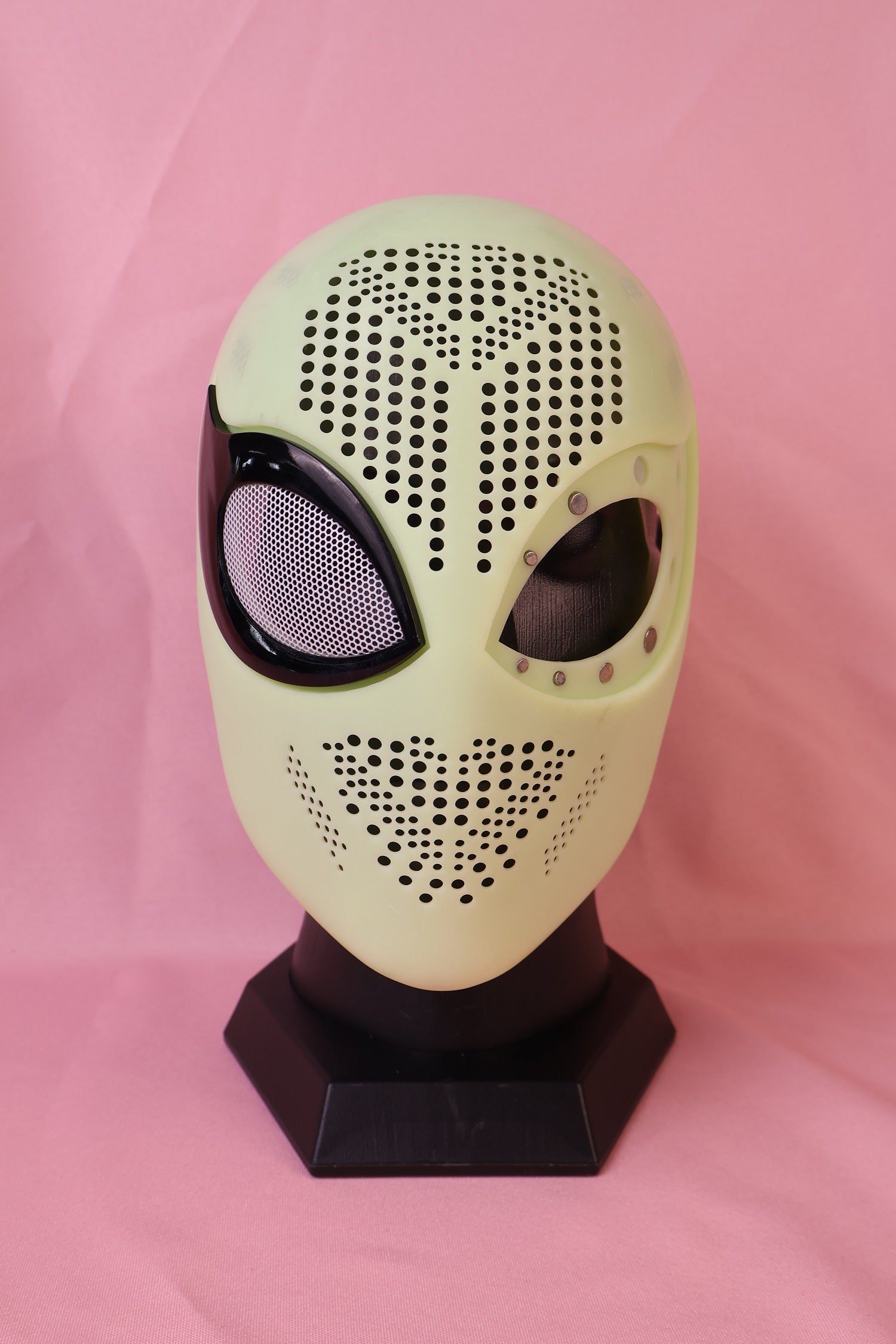 Custom Curved Blade Lens Spider Hood: PVC Faceshell, Personalized Mask