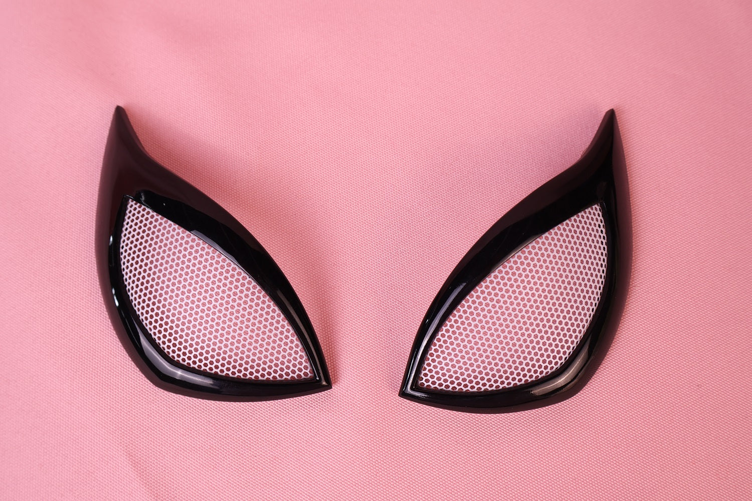 Curved Hook Lens Spider Mask: Personalized PVC Faceshell, Custom Hood