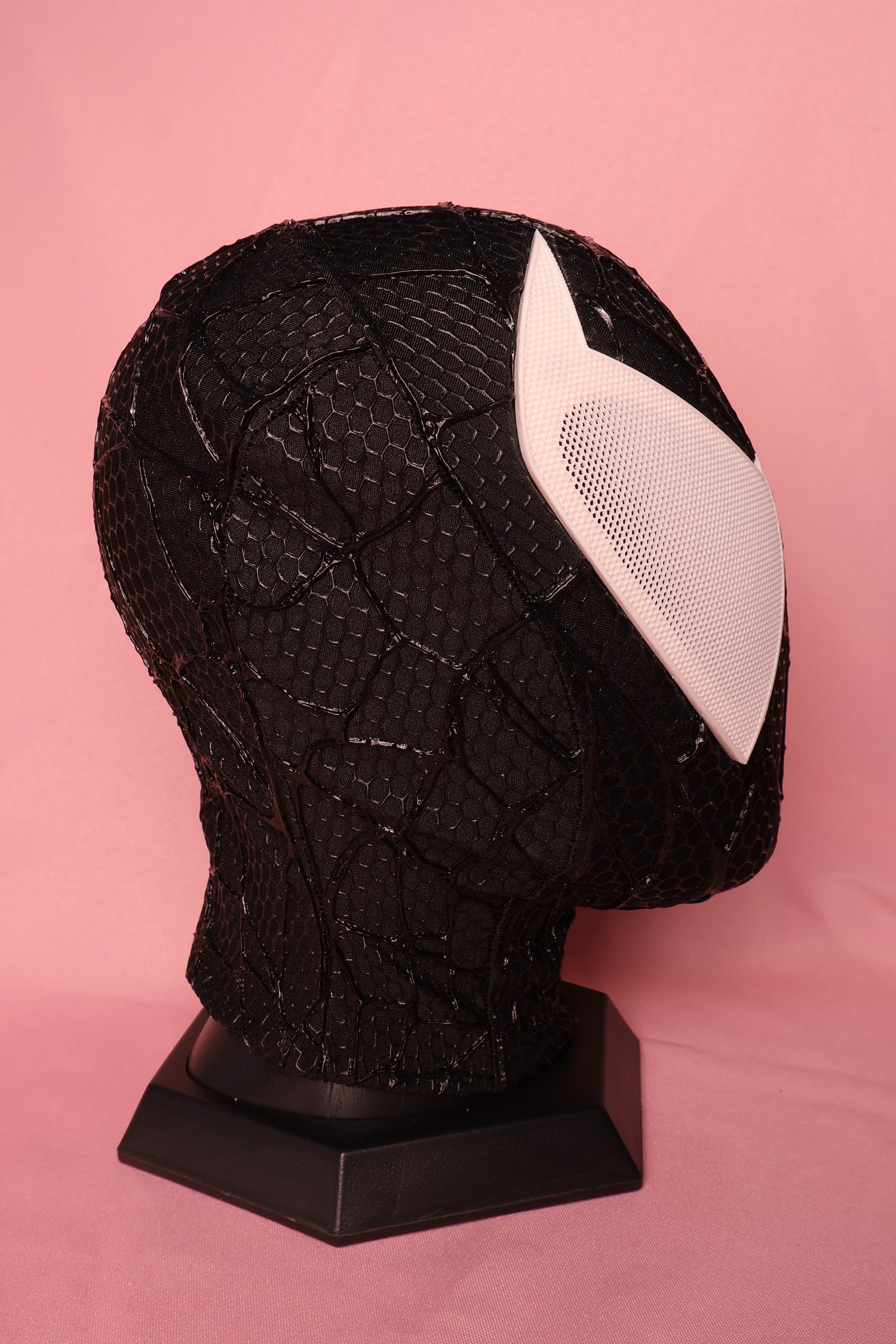 Custom Giant White Lens Spider Gear: PVC Head Armor, Personalized Hood